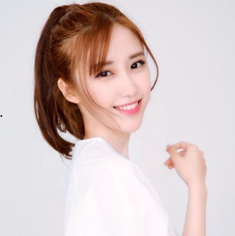 洁婷个人资料,才华横溢的年轻才女，多才多艺的人生探索者