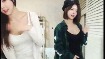 土豆视频女主播直播,魅力四溢，人气爆棚